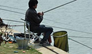 中国钓鱼翁 中国钓鱼翁